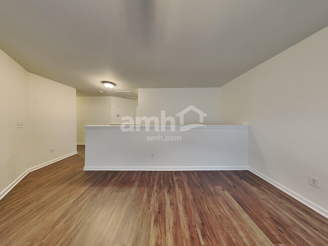 Building Photo - 3904 Edgewood Terrace Rd