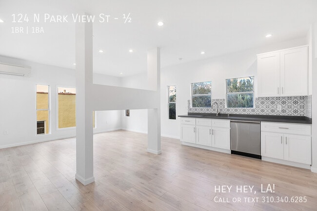 Building Photo - 124 N Park View St
