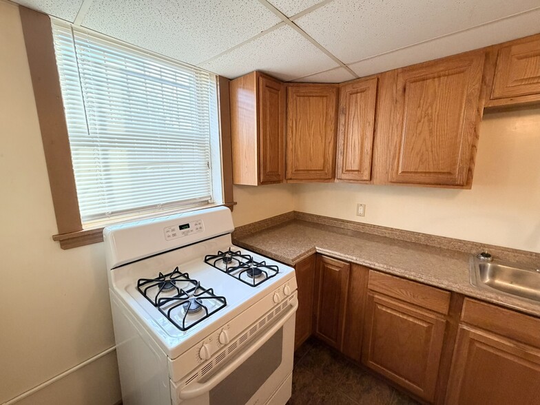 Building Photo - 7405 Detroit Ave