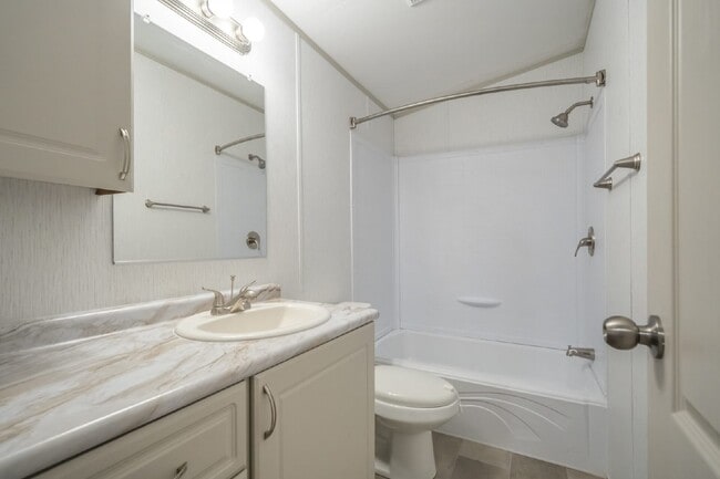 Building Photo - Brand New 3/2 Mobile Home in Kilgore's Newest Community!