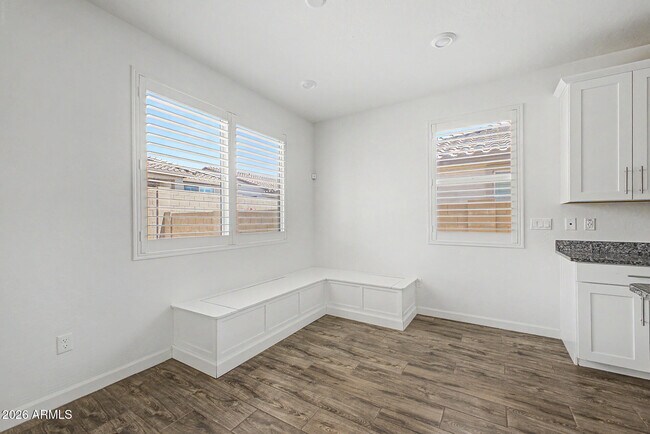 Building Photo - 20420 W Calle Encorvada
