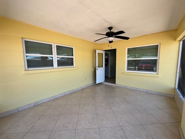 Building Photo - 2154 Inner Cass Cir