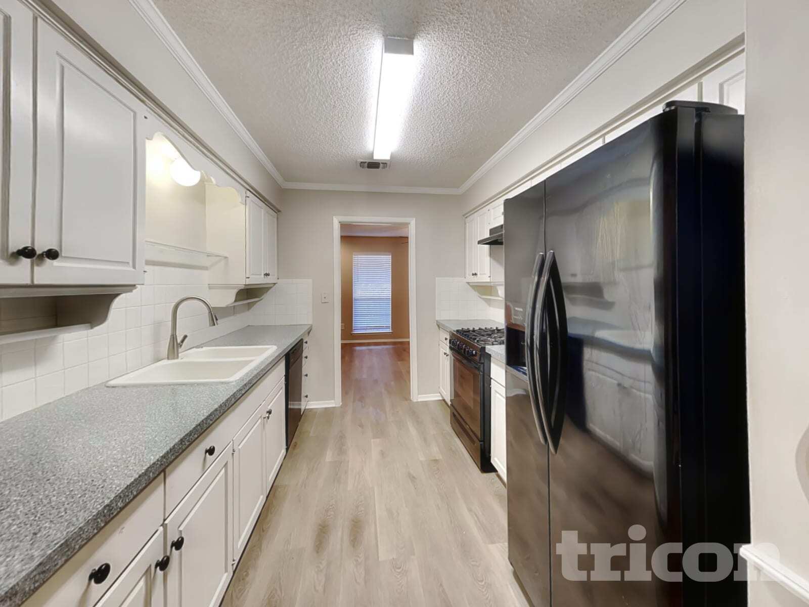 Building Photo - 2710 Jewell Dr