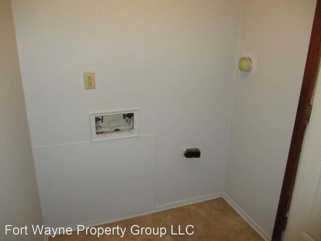 Building Photo - 4717 Furge Dr