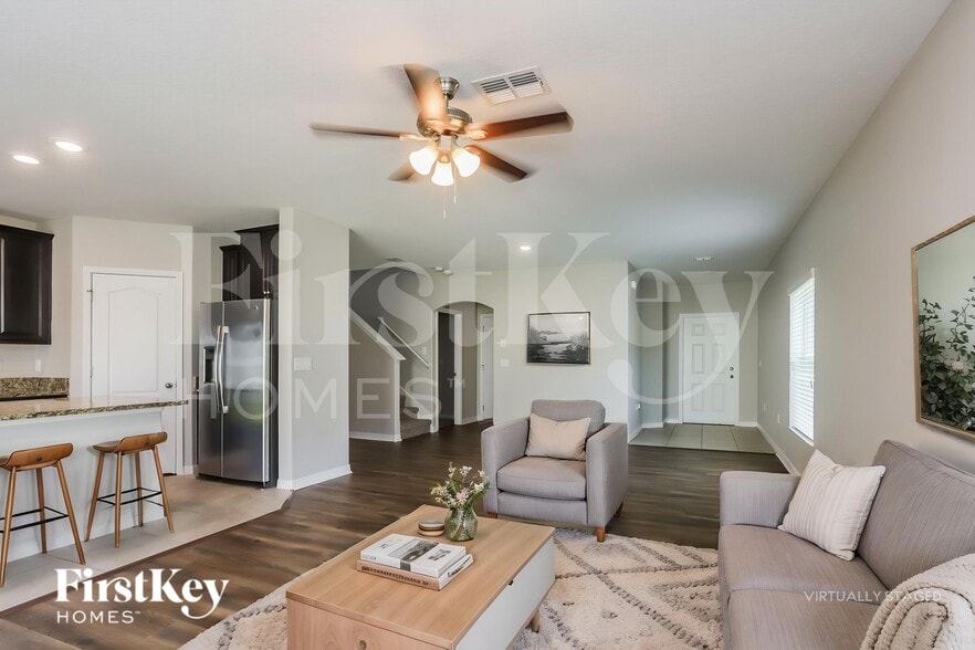 Building Photo - 15413 Auburn Woods Ln