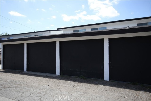 Building Photo - 2709 S Baker St