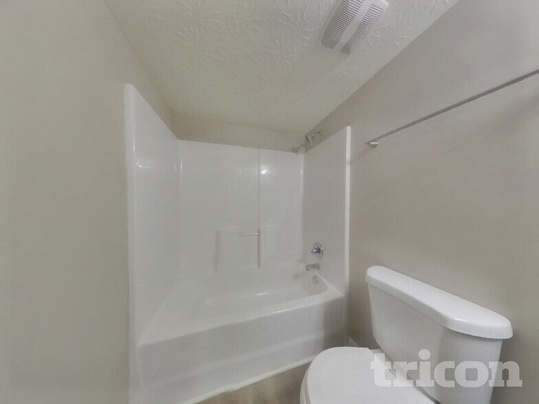 Building Photo - 7507 Brattle Dr
