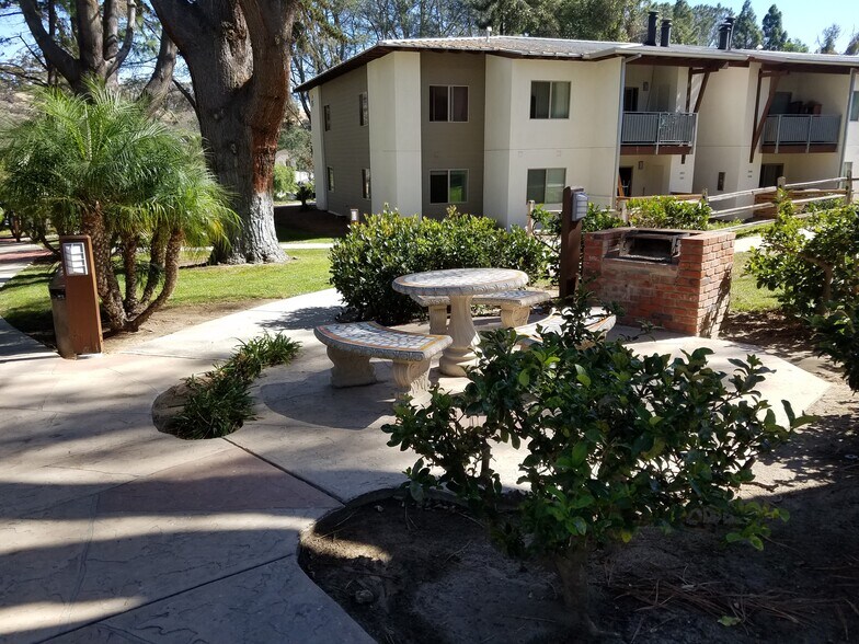 Building Photo - 1760 El Camino Real