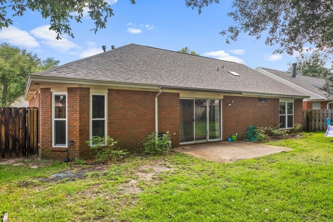 Building Photo - 4519 Parkwood Ln