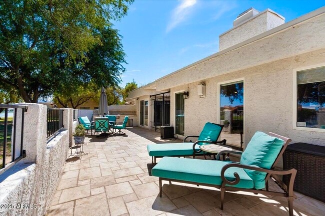 Building Photo - 8207 E Del Cuarzo Dr
