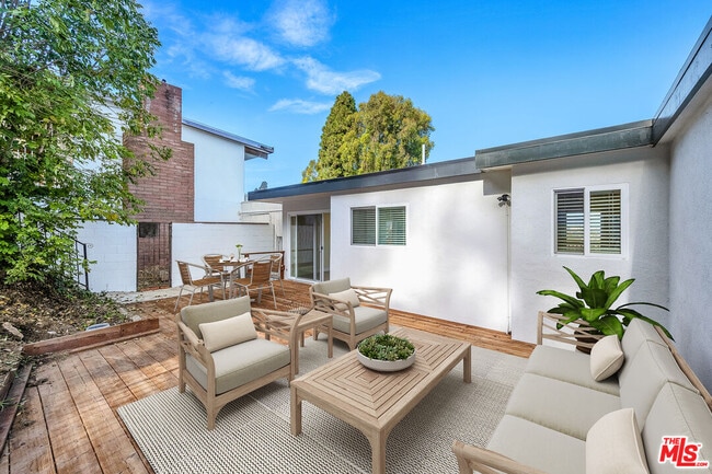 Building Photo - 5324 Weatherford Dr