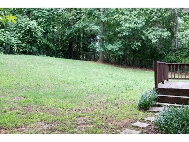 Building Photo - 1995 Holly Cove Rd