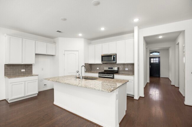 Building Photo - 31319 Horseshoe Meadow Bend Ln