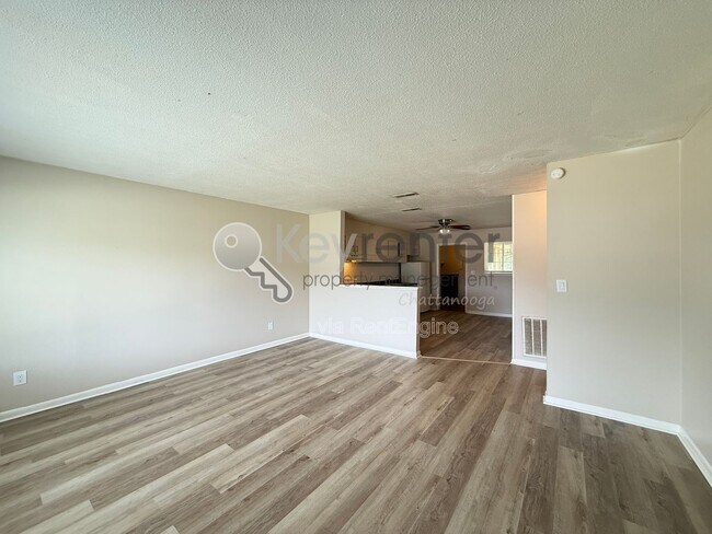Building Photo - 3973 Teakwood Dr