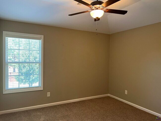 Building Photo - 104 Jared Court