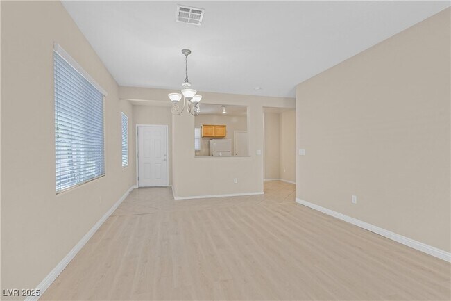 Building Photo - 2407 Jada Dr