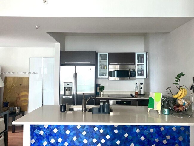 Building Photo - 333 NE 24th St