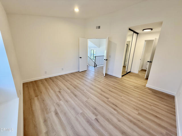 Building Photo - 2439 Chippewa Ln