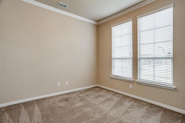 Building Photo - Beautiful 5 Bed, 3 Bath, 2-Story Home in Morningstar Subdivision- Aledo ISD- 76008