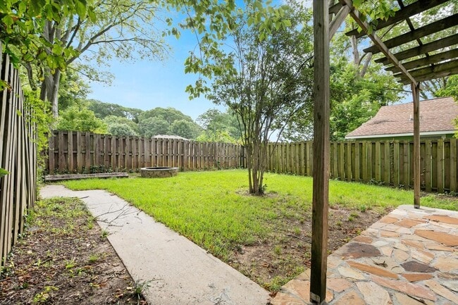 Building Photo - 481 Griffin St NW