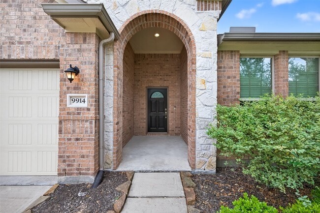 Building Photo - 9914 Deborah Colony Ln