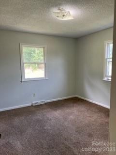 Building Photo - 215 Adams St