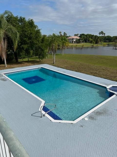 Building Photo - 16082 Rio Del Sol