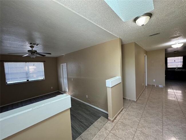 Building Photo - 10427 Flowers Ave
