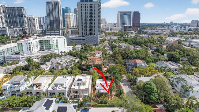 Building Photo - 501 SW 5th St