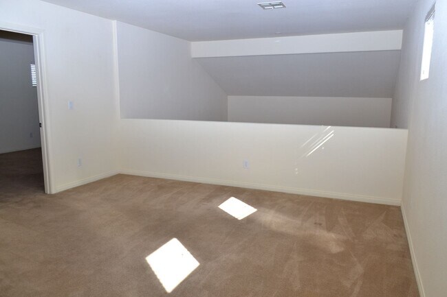 Building Photo - SOUTHERN HIGHLANDS - 2 STORY - 89141