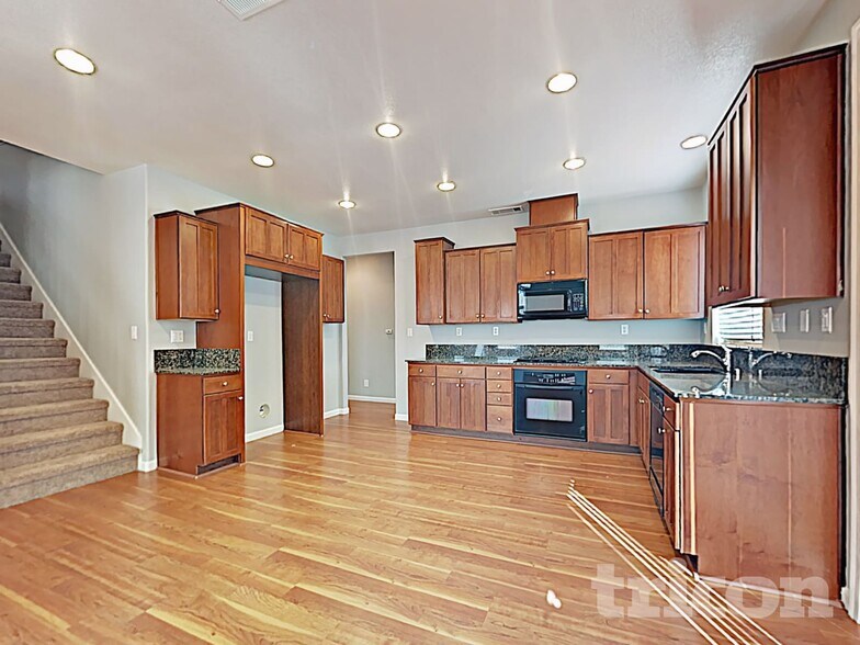 Building Photo - 4888 Snowy Egret Way