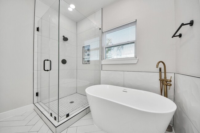 Building Photo - 4717 Talina Way