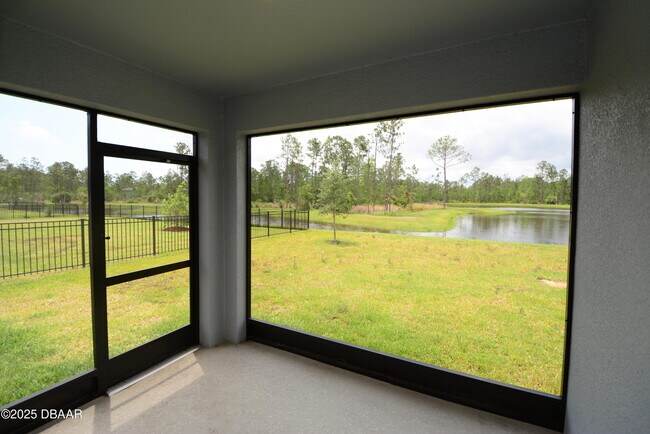 Building Photo - 285 Sunset Point Dr