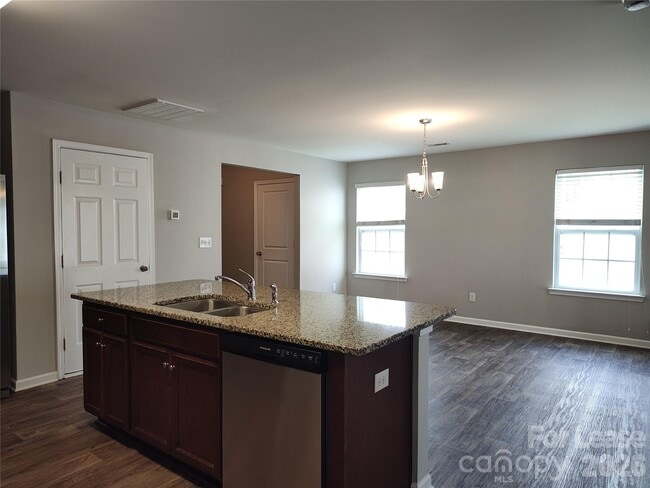 Building Photo - 6731 Broad Valley Ct