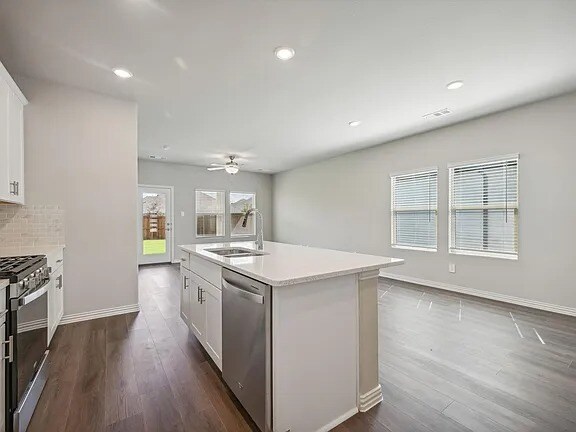 Building Photo - 518 Willet Dr