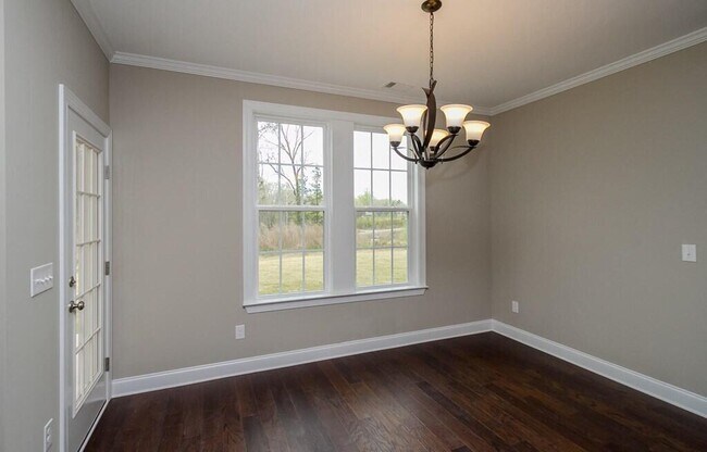 Building Photo - 1715 Davenport Dr