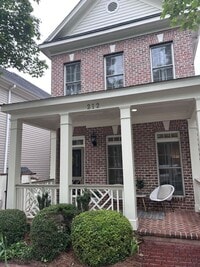 Building Photo - 212 Village Walk Ln