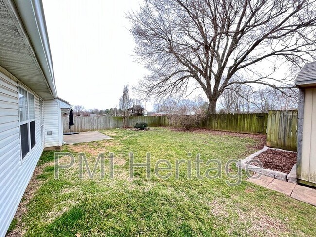 Building Photo - 683 Golden Meadow Ave