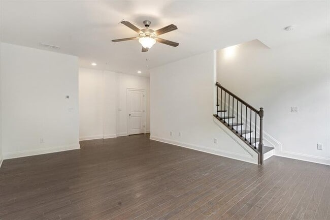Building Photo - 6803 Prelude Dr