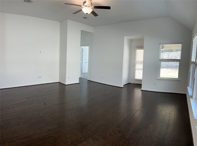 Building Photo - 521 Panzano Dr