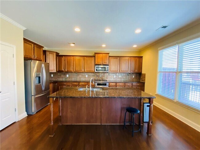 Building Photo - 836 Red Hart Ln