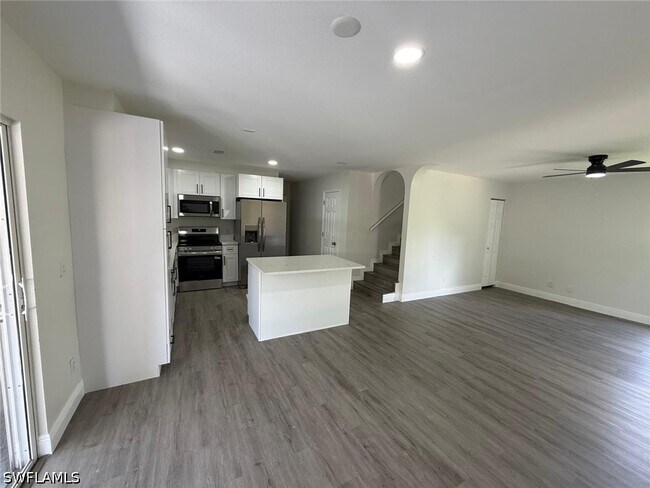 Building Photo - 5248 Confederate Dr
