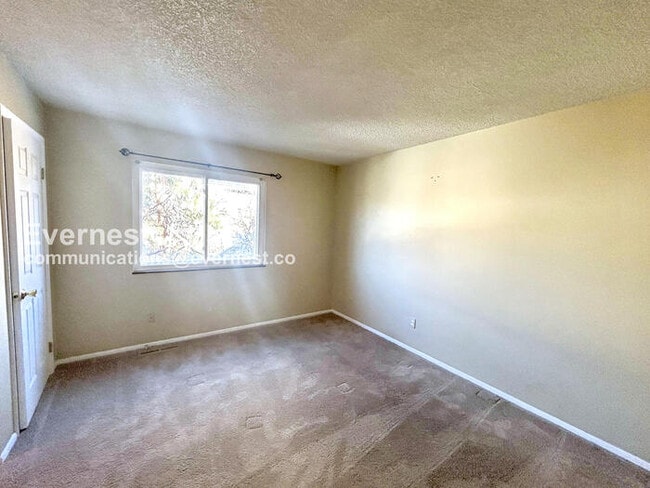 Building Photo - 3118 Squaw Valley Dr