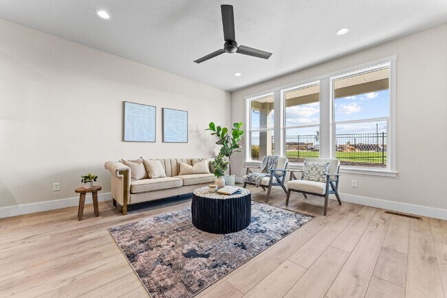 Building Photo - Charming 3 Bed, 2 Bath Home in Nampa, ID with Spacious Layout and Modern Touches!