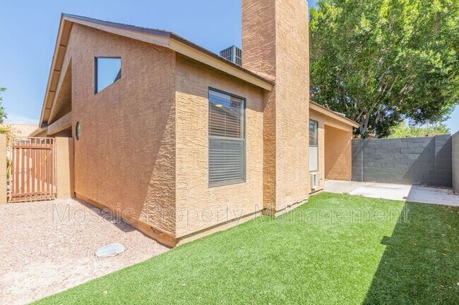 Building Photo - 1836 N Stapley Dr