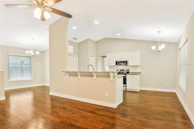 Building Photo - 15528 Hidden Lake Cir