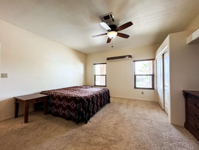 Building Photo - “Well Maintained 2-Bedroom, 2-Bathroom Home in Foothills”