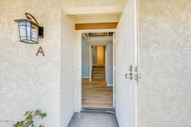 Building Photo - 522 S Ynez Ave