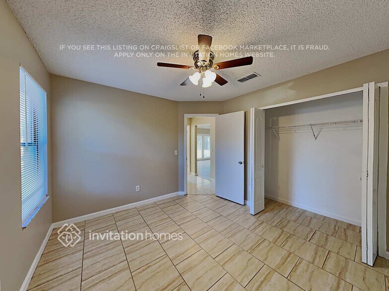 Building Photo - 1562 Candice Ct