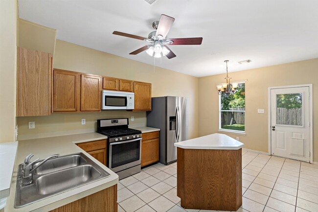 Building Photo - 5425 Jefferson St